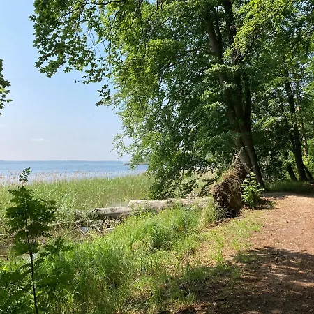 Haus Sarah 4 Am Lorenweg 10 * Göhren-Lebbin
